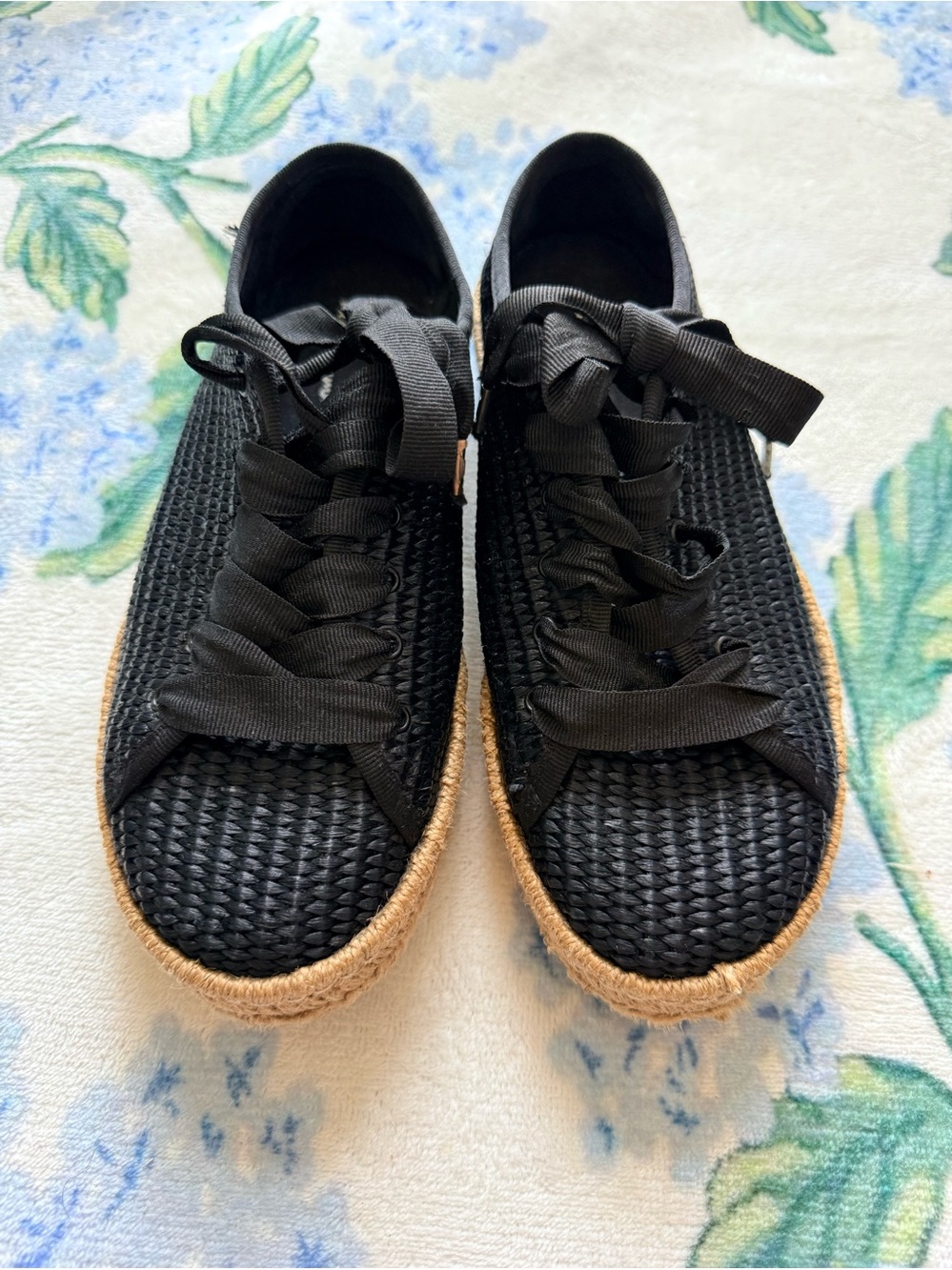 Frau Black Woven “Summer” Sneakers